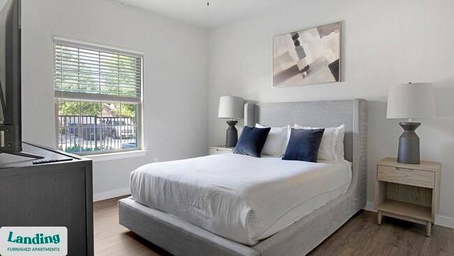 Foto del edificio - 8200 Clarksprings Dr