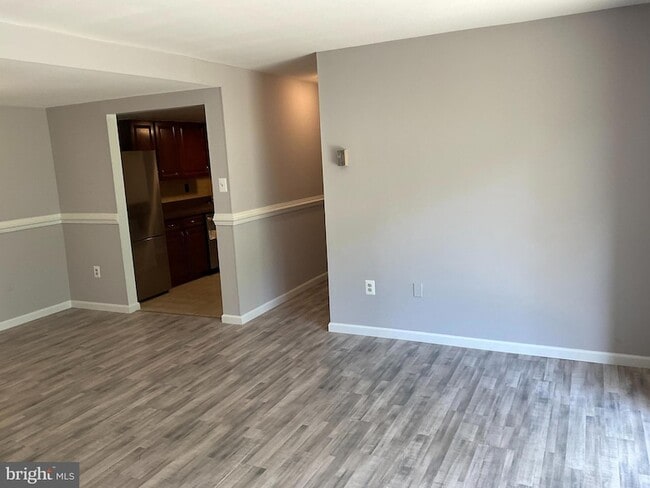 Foto del edificio - 4509 Romlon St