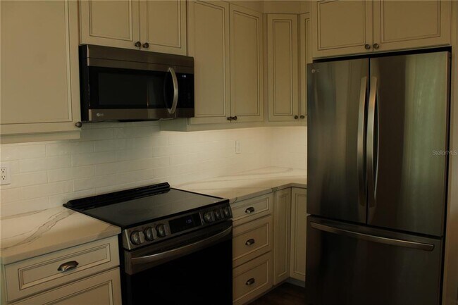 Foto del edificio - 4410 Fairways Blvd