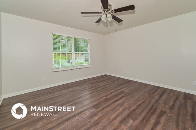 Building Photo - 6509 Ellesmere Dr NW