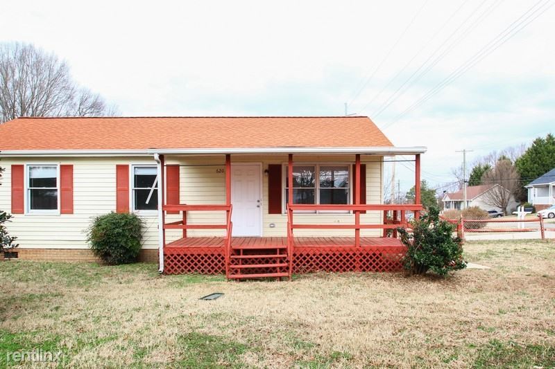 Primary Photo - 3 br, 2 bath House - 620 Flora Ave NW