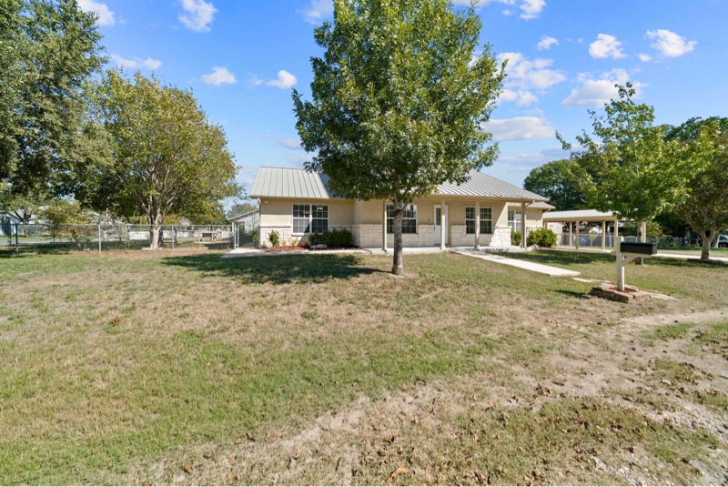 Photo - 1015 Algiers St (Castroville, TX)