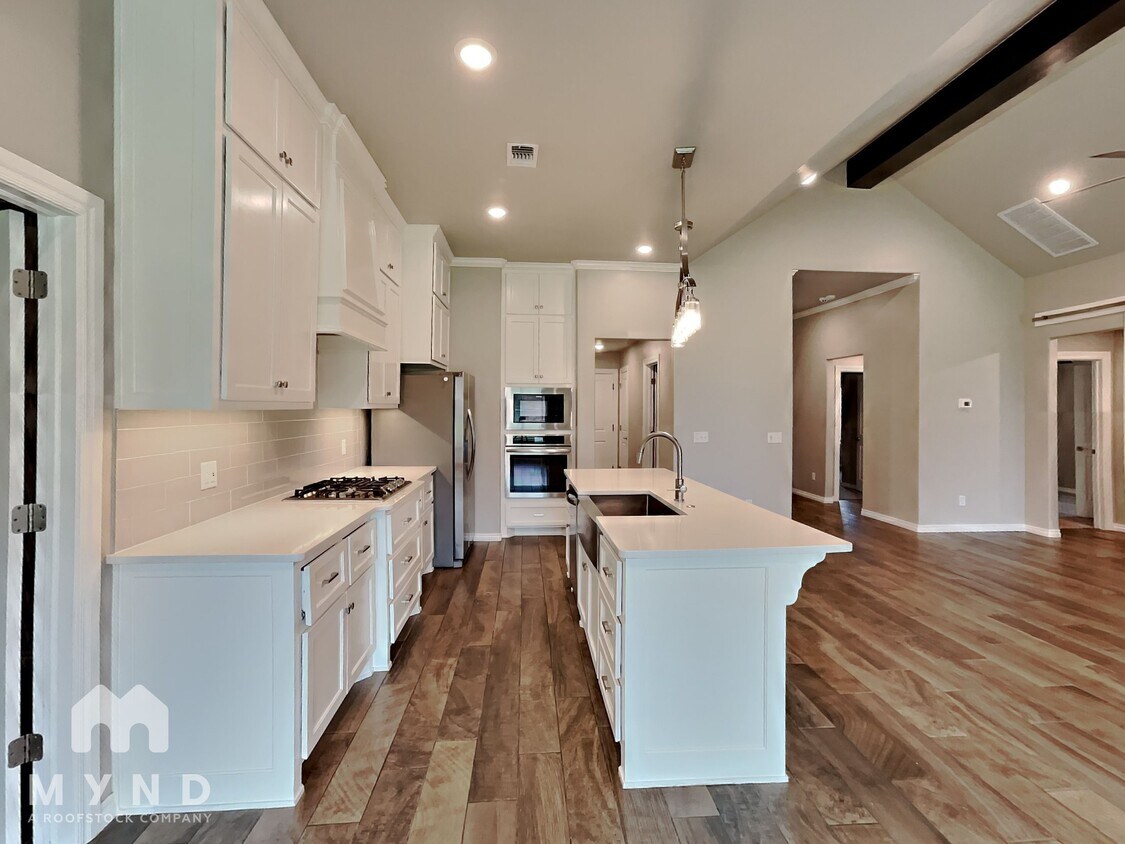 Foto principal - 609 Texoma Dr