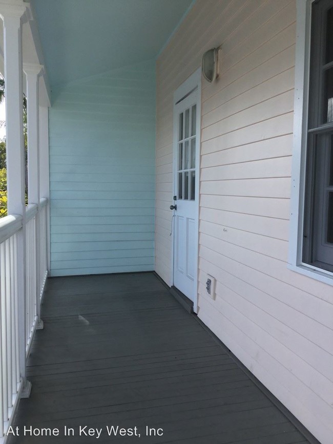 Building Photo - 2 br, 1 bath House - 210-14 Southard St