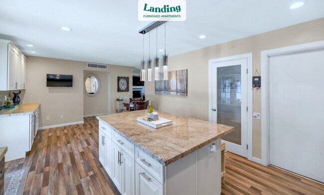 Foto del edificio - 1627 E Driftwood Dr
