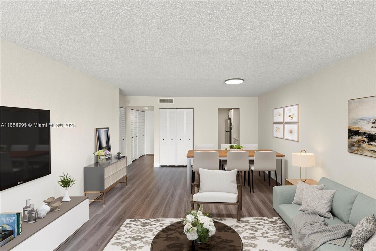 Foto principal - 10400 SW 108th Ave