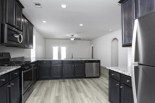 Foto del edificio - 444 Lone Rider Dr