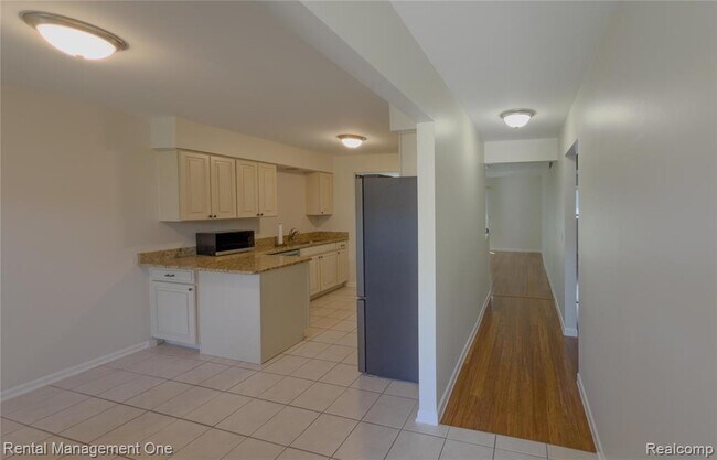 Foto del edificio - 11575 Lynhurst Dr