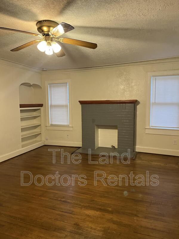 Foto del edificio - 1119 S High School St