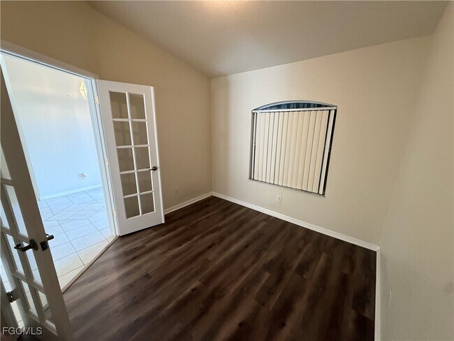 Building Photo - 2018 SW 30th St