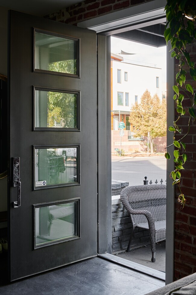 Foto del edificio - 3353 Tejon St
