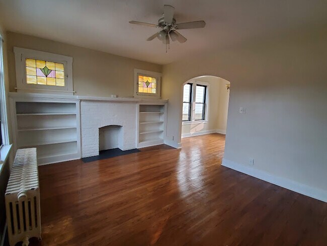 Living Room - 61 Warren St