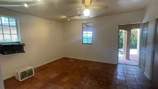 Foto del edificio - 5208 Alton Rd