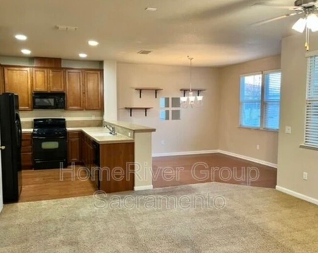 Foto del edificio - BEAUTIFUL 2/2 NATOMAS!!! Includes w/s/g!!!...