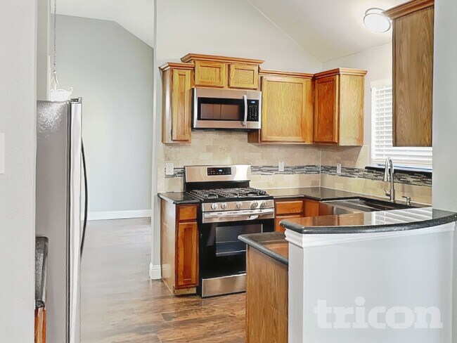 Foto del edificio - 725 Rawlins Dr