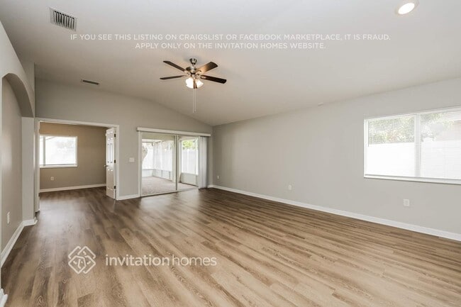 Building Photo - 11227 Lake Lanier Dr