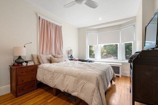 Foto del edificio - 855 Beacon St