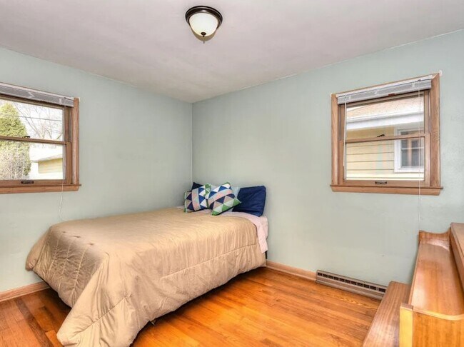 Foto del edificio - 1913 N 118th St