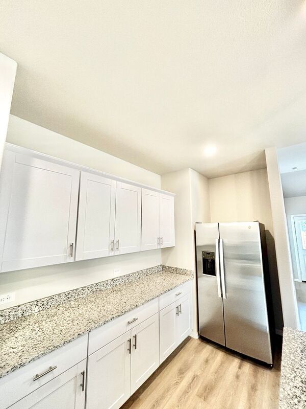 Foto del edificio - 421 Wydown Dr