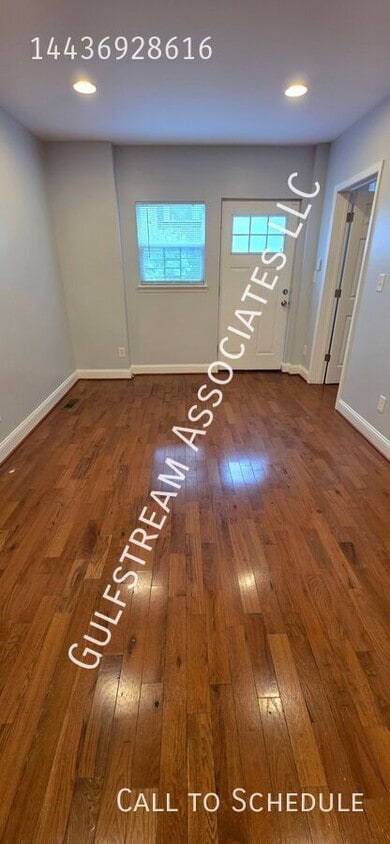Primary Photo - 821 Whitelock St