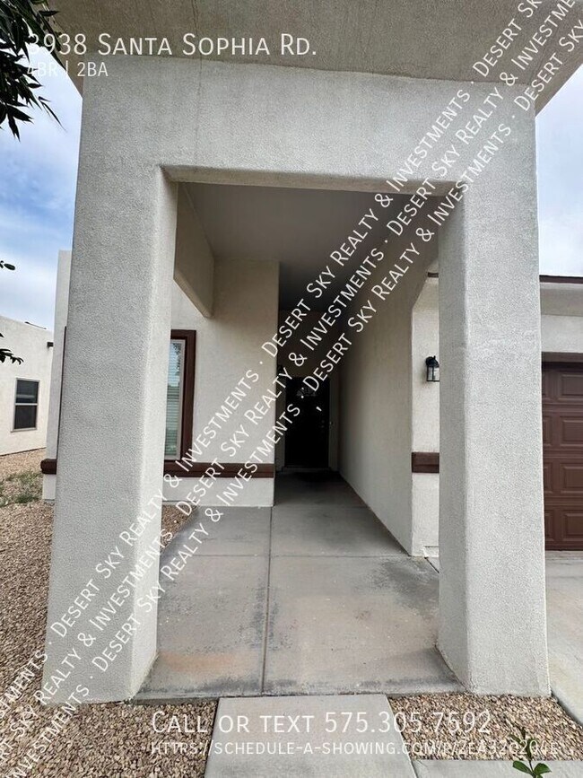 Foto del edificio - 3938 Santa Sophia Rd