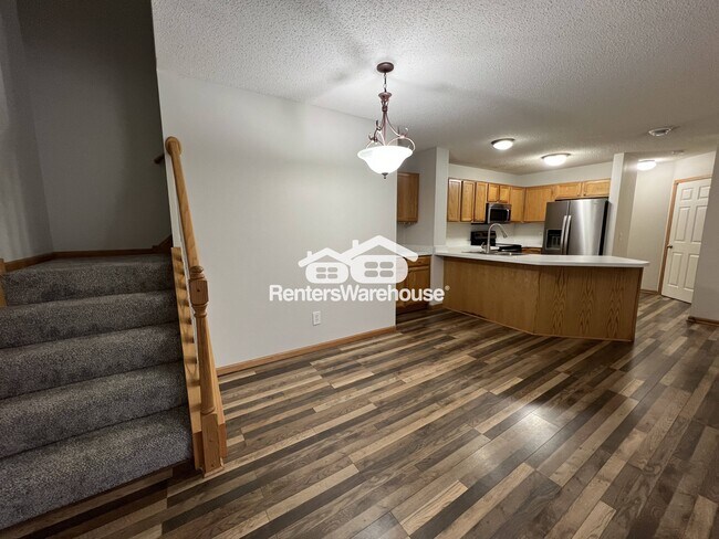 Foto del edificio - 17343 River Birch Ln S E