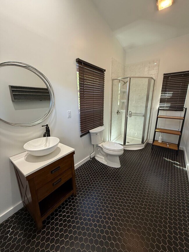 Foto del edificio - A Rare Find- One Bedroom House