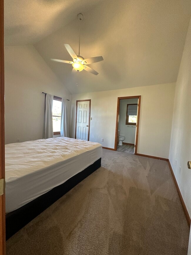 Foto del edificio - 30647 Ashwood Dr