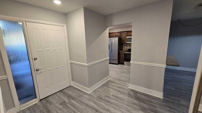 Foto del edificio - 13105 Belhaven Ct