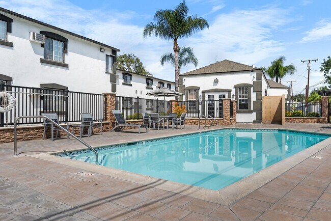 Foto del edificio - Somerset Apartment Homes