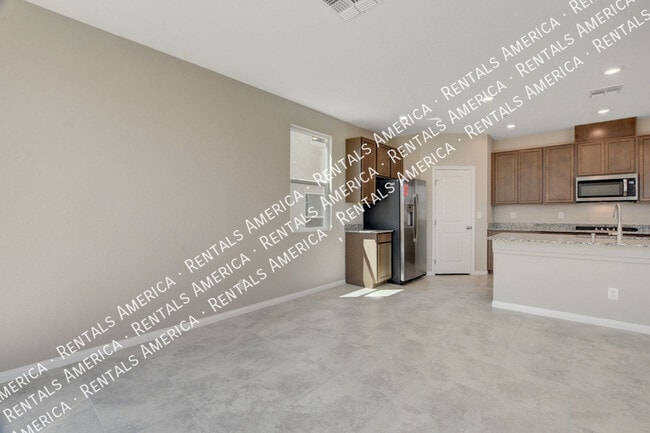 Building Photo - 6820 Calvitero St