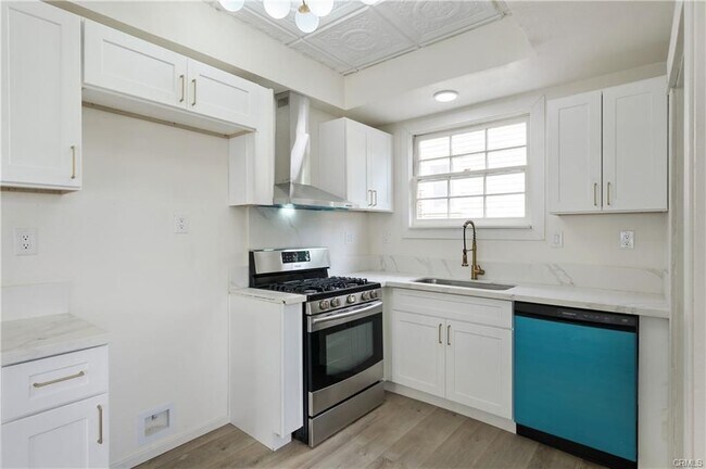 Foto del edificio - 4415 12th St