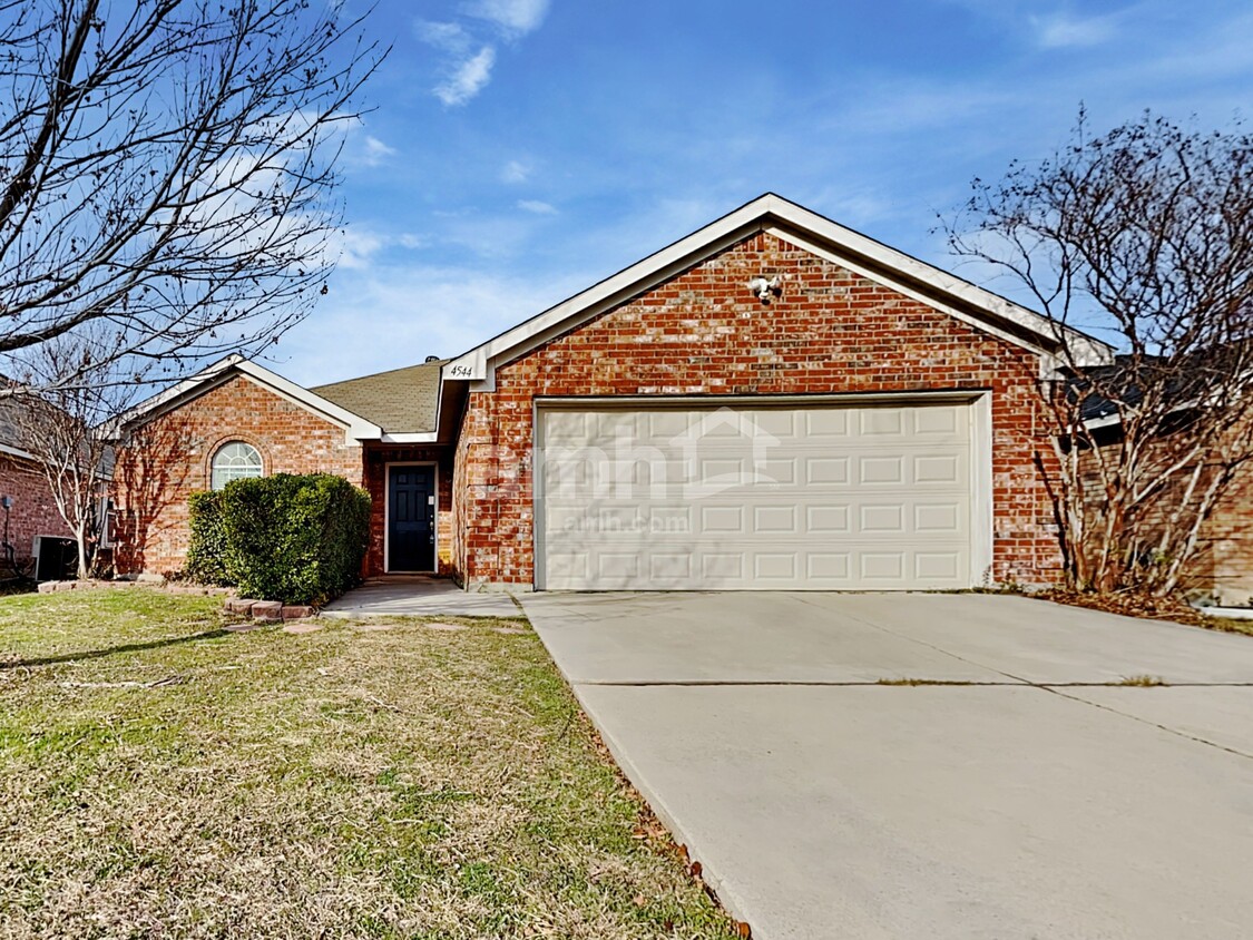 Foto principal - 4544 Wheatland Dr