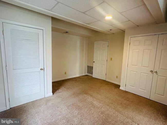 Building Photo - 46658 Breannes Ln