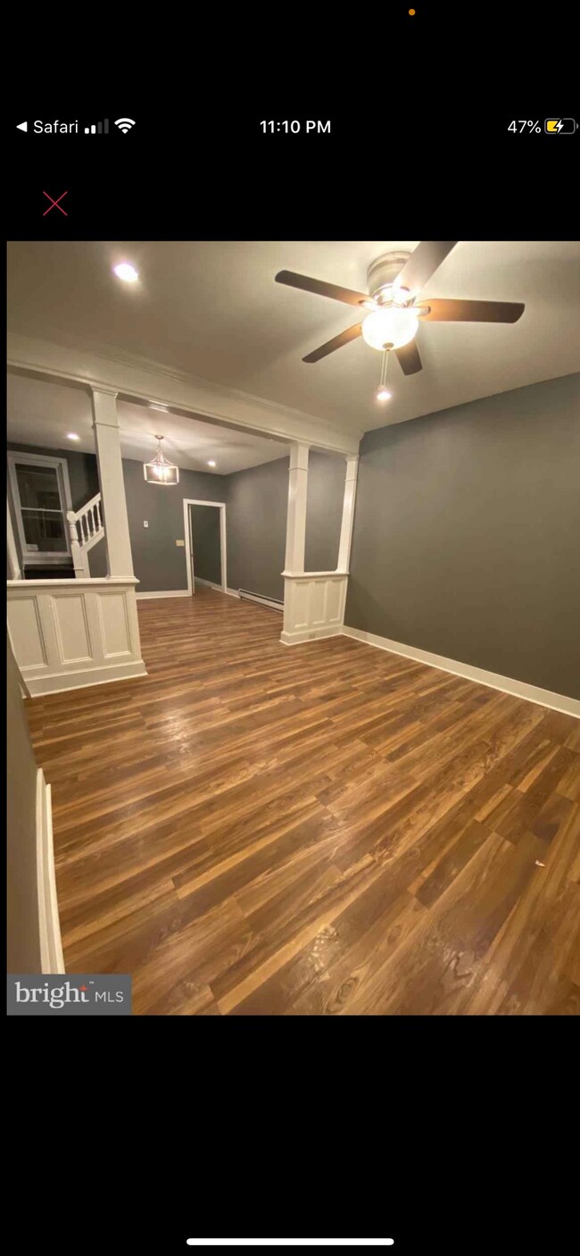 Foto del edificio - 507 W Ingham Ave