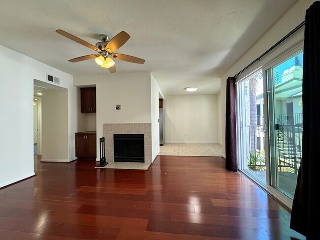 Building Photo - 2BD/2BA CONDO AVAILABLE NOW! IN THE HEART ...