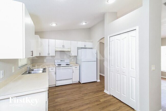 Foto del edificio - 2486 Malibu Ln