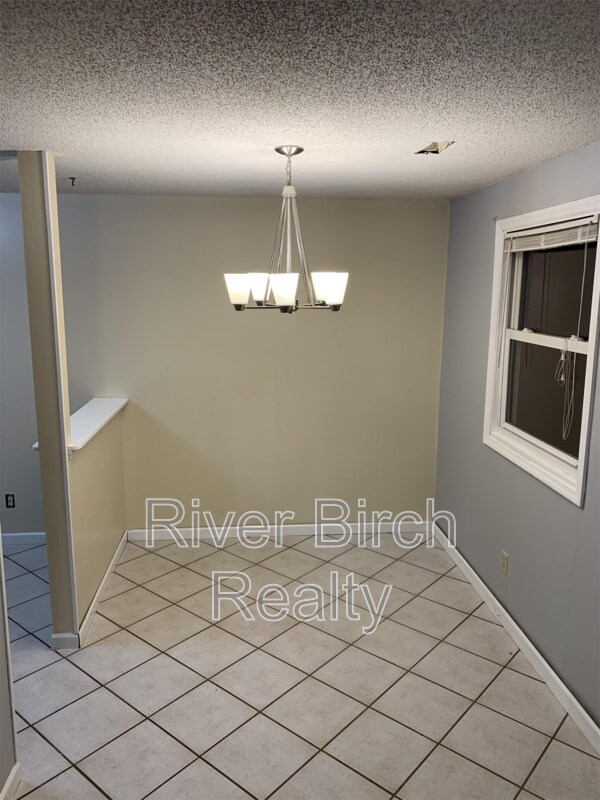 Foto del edificio - 425 W Lawrence Ave