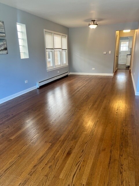 Foto del edificio - 5931 N Merrimac Ave