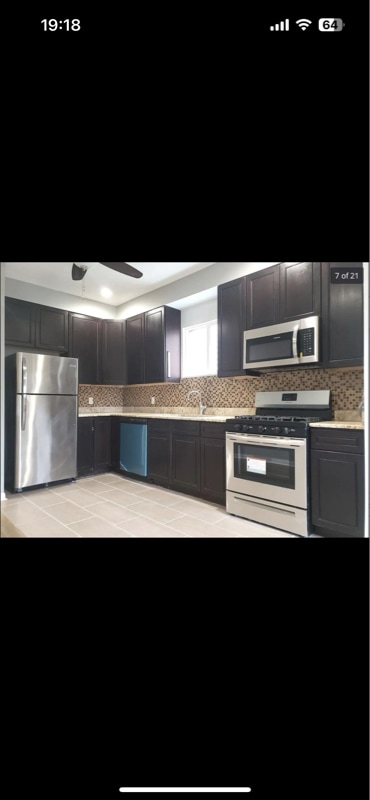 Building Photo - 2214 N Mango Ave