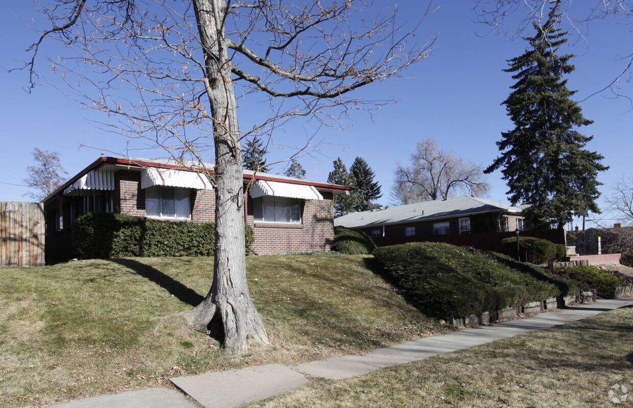 Building Photo - 3411-3419 W 39th Ave