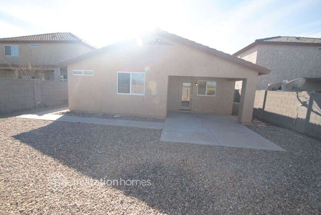 Foto del edificio - 4710 E Meadow Lark Way