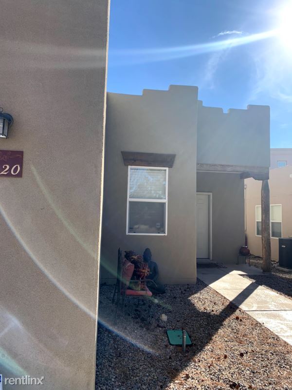 Building Photo - 4 br, 2 bath House - 4420 Santa Lucia