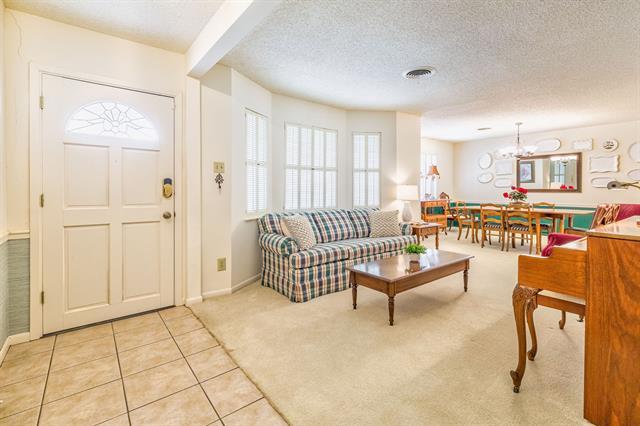 Foto del edificio - 2481 Post Oak Rd