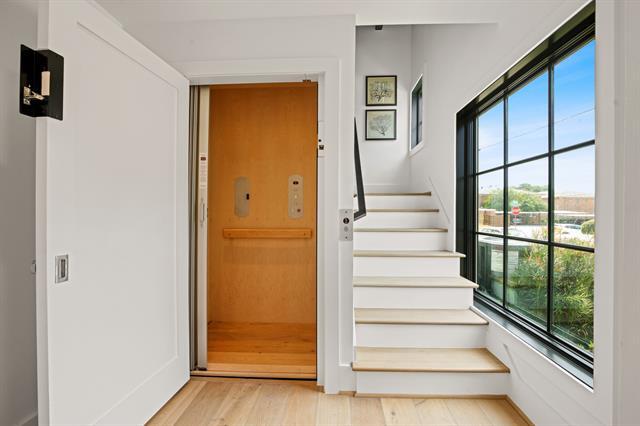 Foto del edificio - 3428 Daniel Ave