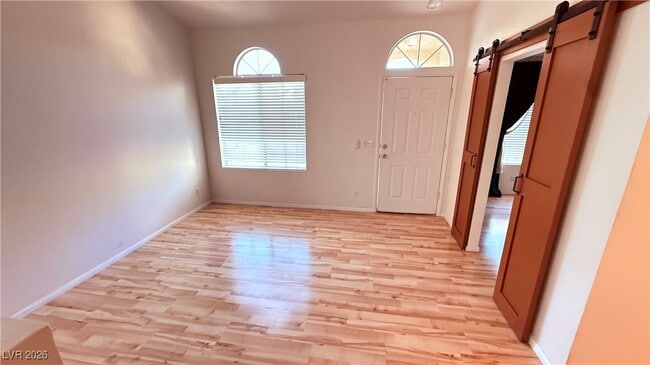 Building Photo - 5909 April Ln