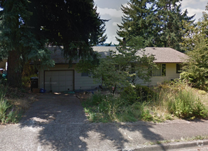 Building Photo - 1190 E 38th Ave