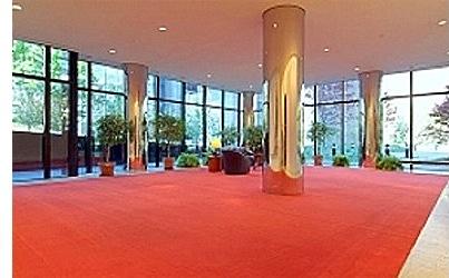 Foto del edificio - 420 E 61st St