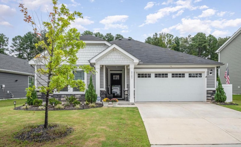 Photo - 2105 Feather Rock Dr
