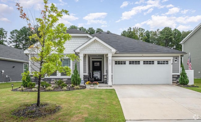Building Photo - 2105 Feather Rock Dr